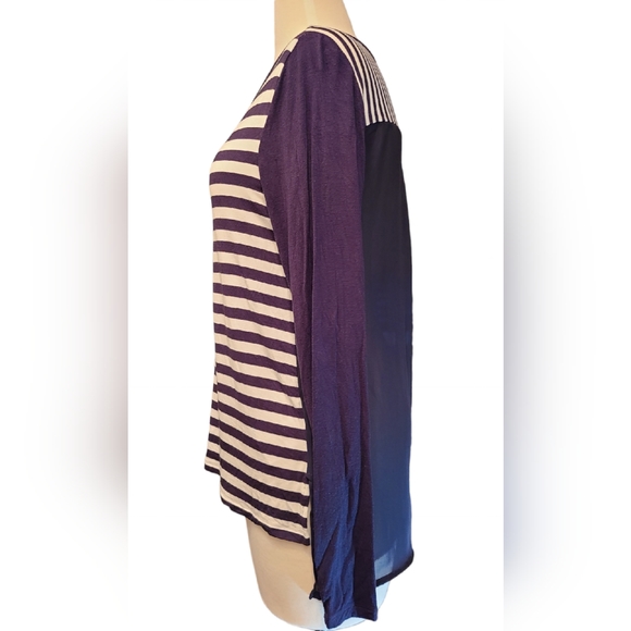 Michael Kors size XS blue/white top - Picture 2 of 9